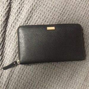 Black Kate Spade Talla Laurel Way Wallet